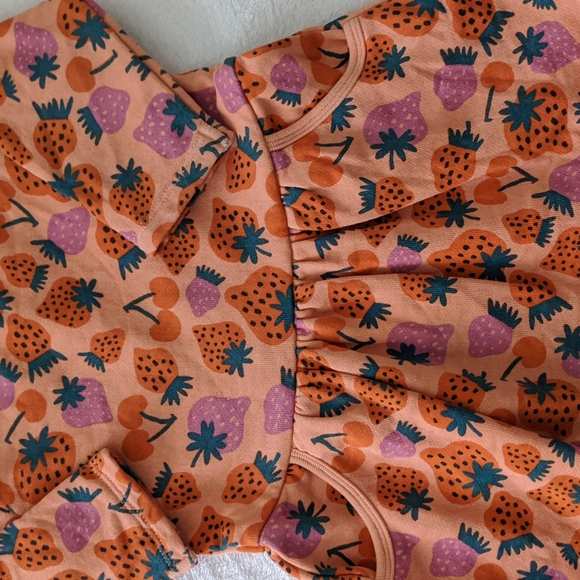 Darling Dresses - Picture 4 of 4